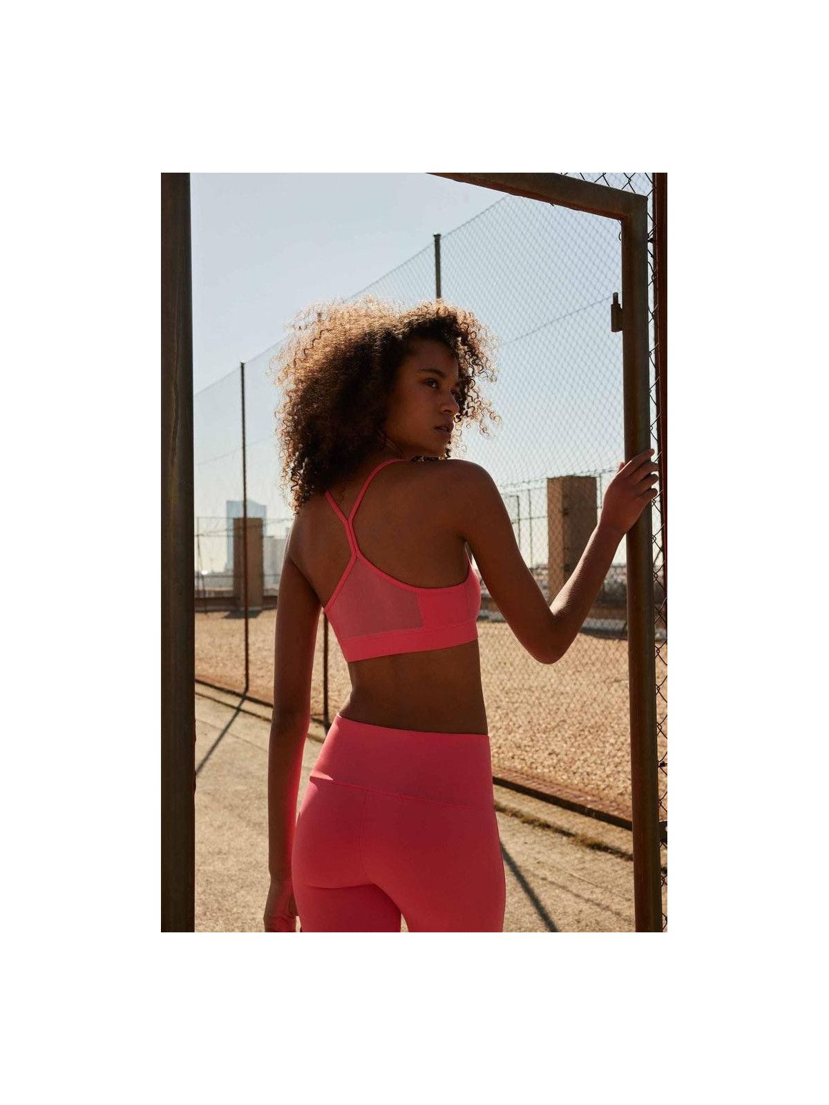 Sujetador Deportivo Ysabel Mora 70849 | Relleno Extraíble y Tirantes Regulables|El Cajón de Noe