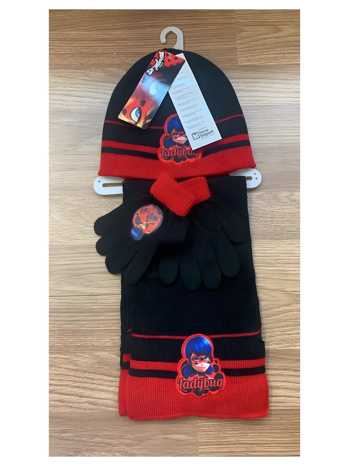 Set Gorro Bufanda Guantes Niña Lady Bug 780-621 New Import - 2 Set Gorro Bufanda Guantes Niña Lady Bug 780-621 New Import - 2